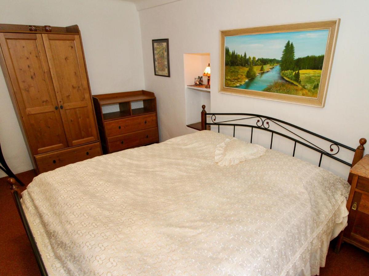 Apartment Nerudova Praag Buitenkant foto