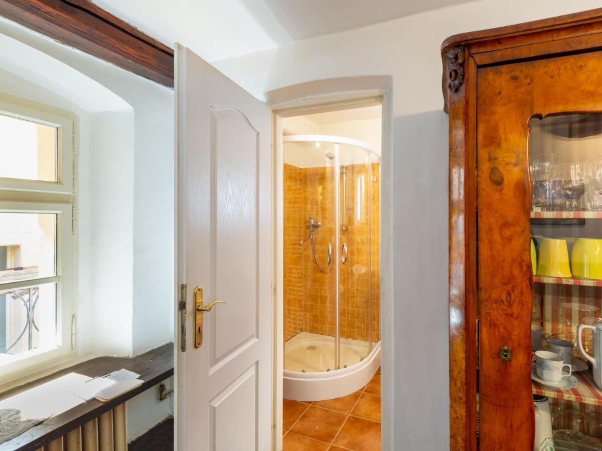 Apartment Nerudova Praag Buitenkant foto