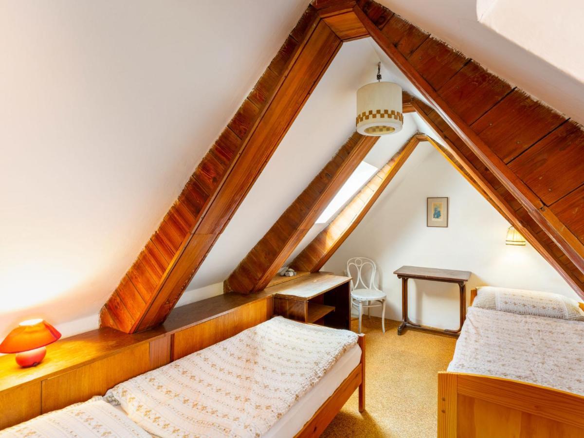 Apartment Nerudova Praag Buitenkant foto