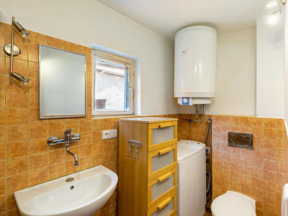 Apartment Nerudova Praag Buitenkant foto