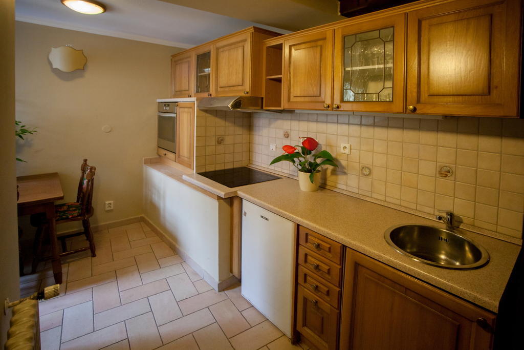 Apartment Nerudova Praag Kamer foto